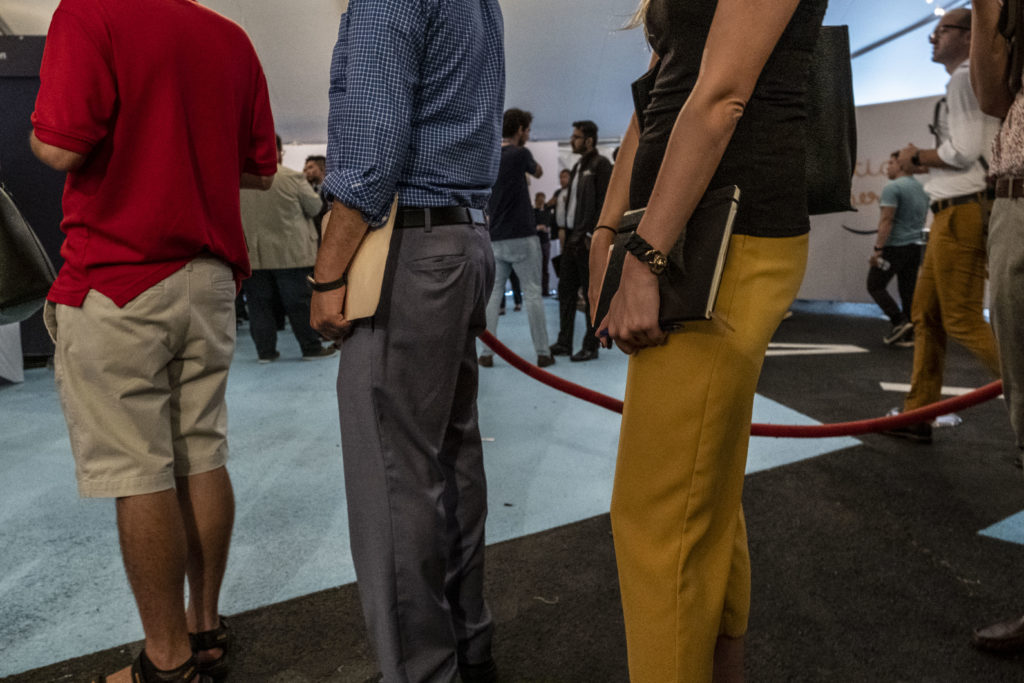 federal workers lining up for assistance